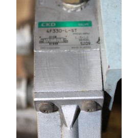 Пневмораспределитель CKD 4F330-L-ST
